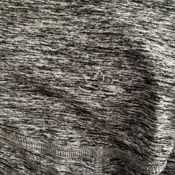 ✨EUC Beyond Yoga Crop Pants✨ - Picture 2 of 3